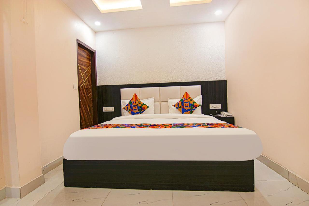 Fabhotel Palm Plaza Zirakpur Exterior foto